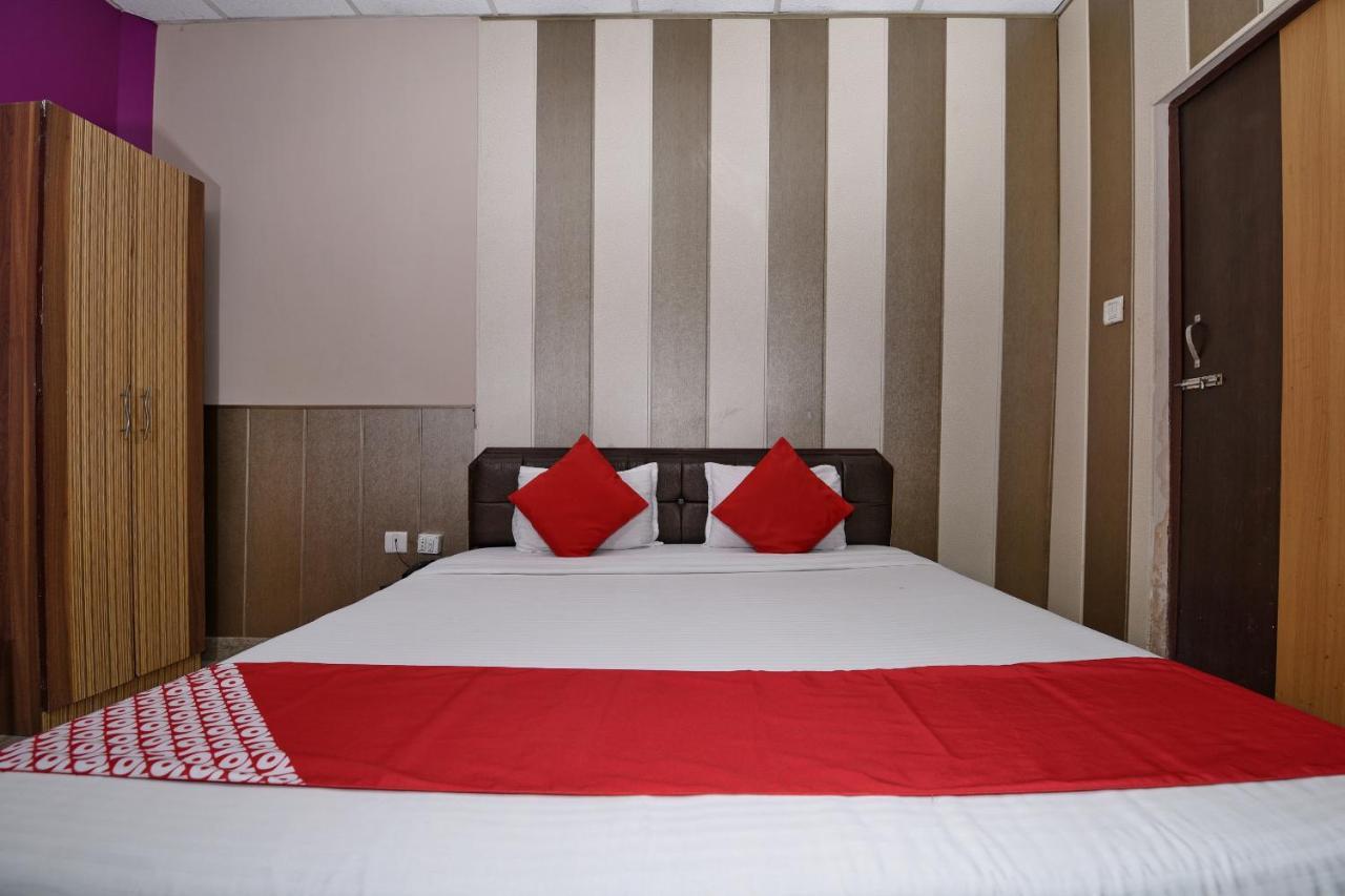 Oyo 3519 Hotel Garden Inn Bénarès Extérieur photo