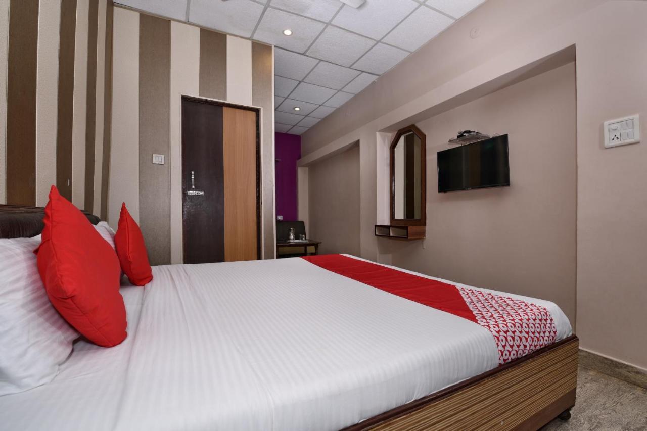 Oyo 3519 Hotel Garden Inn Bénarès Extérieur photo