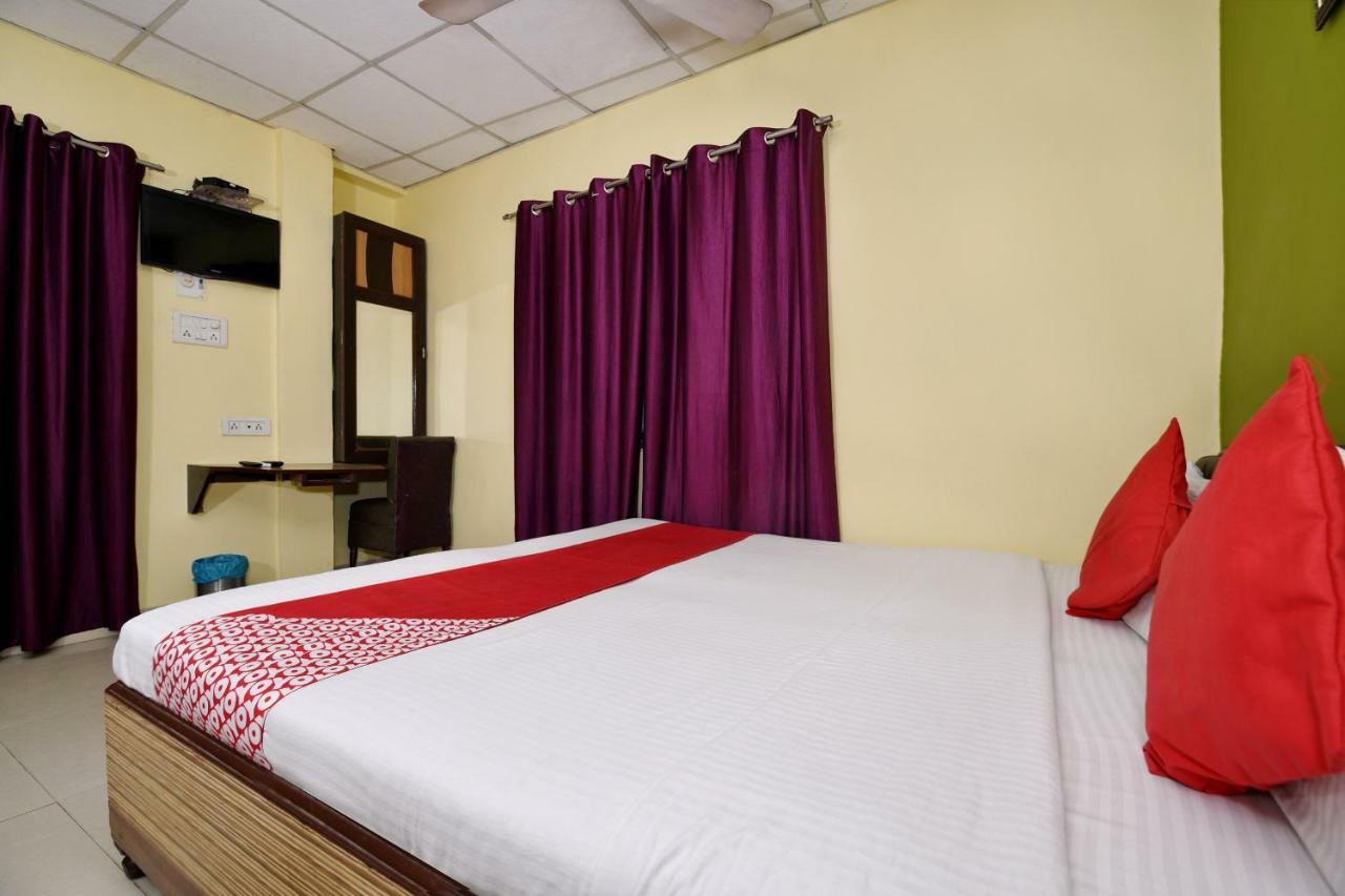 Oyo 3519 Hotel Garden Inn Bénarès Extérieur photo